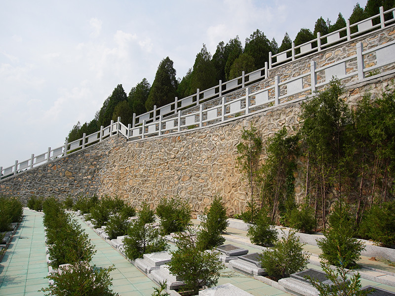 官山陵園